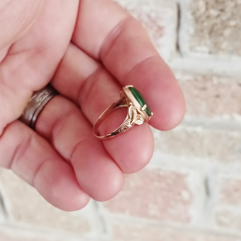 Antique Natural Green Jadeite 10kt Ring  Litnon.com