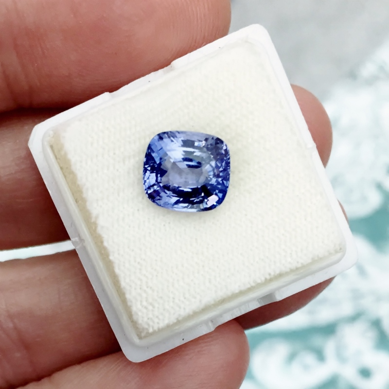 Certified! Unheated Color Shift Natural Sapphire Sri Lanka 4.61 ct!  Litnon.com