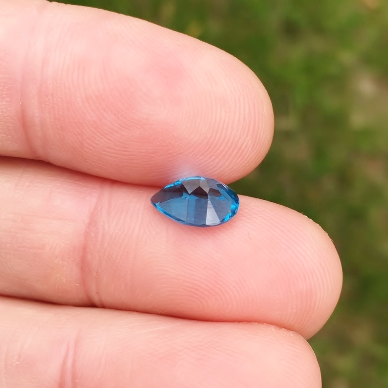 USA Cutting Rich Color Swiss Blue Topaz 2.39 ct  Litnon.com