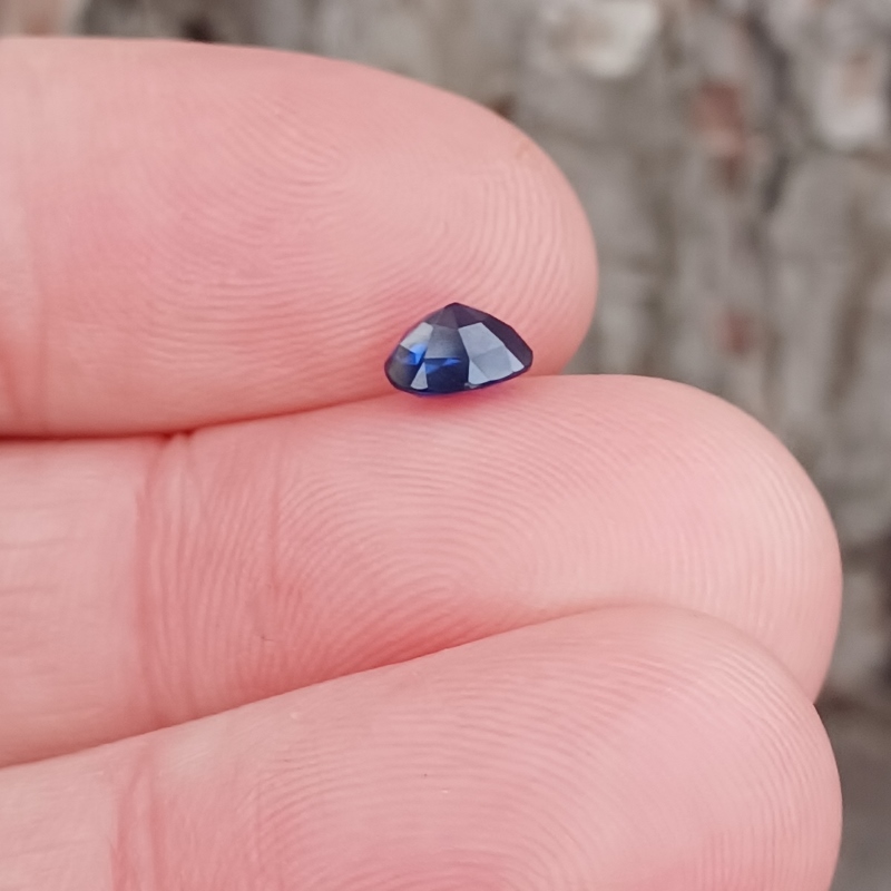 Royal Blue! Certified Natural Ceylon Sapphire 1.27 ct   Litnon.com