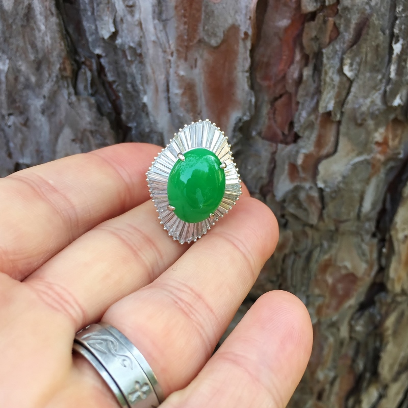 10 carat Natural Burmese Green Jadeite Platinum & Diamond Ring GL Litnon.com
