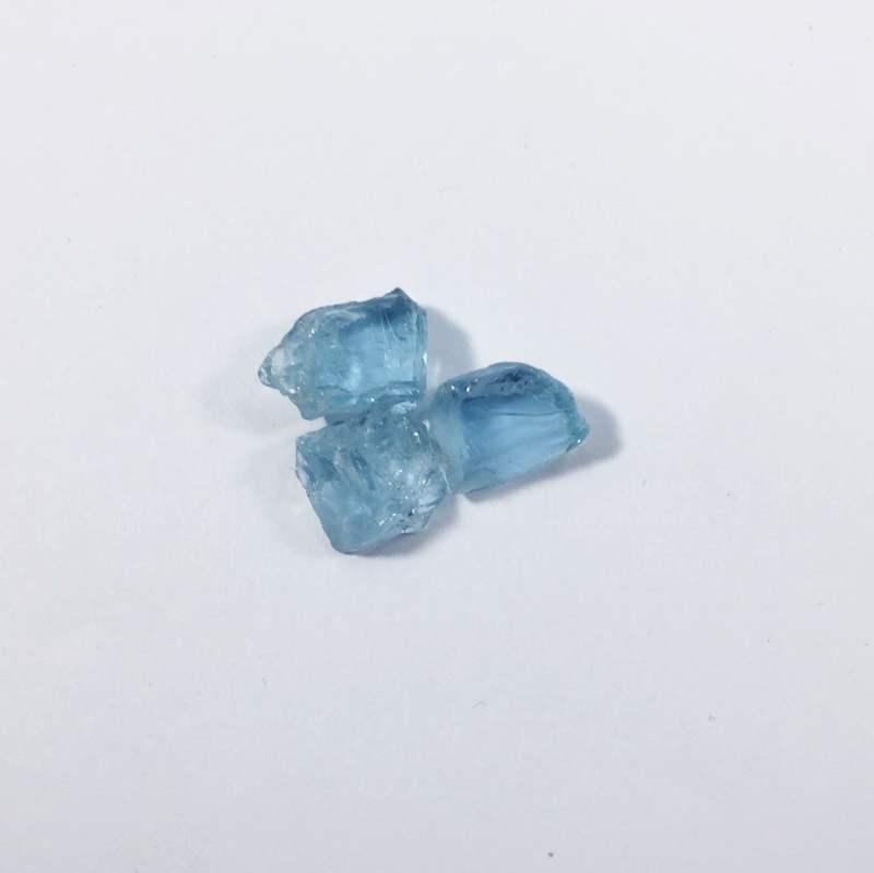 Strong Color! Aquamarine Facet Rough Nigeria 3.82 grams  Litnon.com
