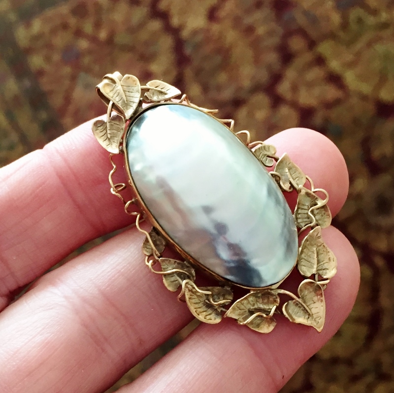 Antique! Iridescent Gray Mabe Pearl Pendant 14kt  Litnon.com