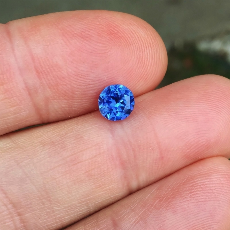 AGL Certified! Unheated Fine Blue Sapphire Sri Lanka 1.32 ct  Litnon.com