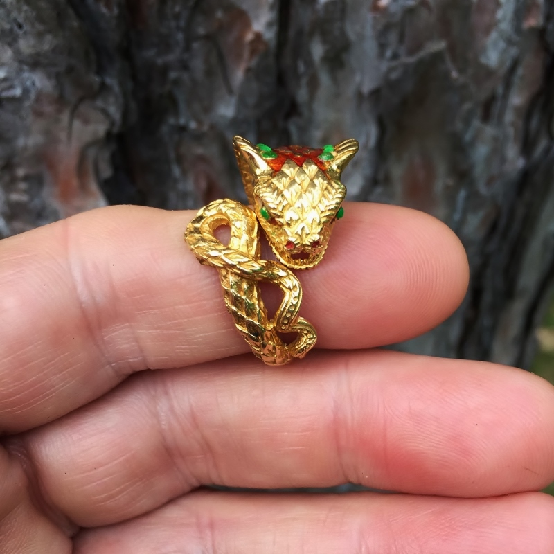 Vintage! Unique King Cobra Enamel Snake Ring 18 kt  Litnon.com