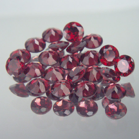 Calibrated Mozambique Garnet Rounds 14.27 ct  Litnon.com