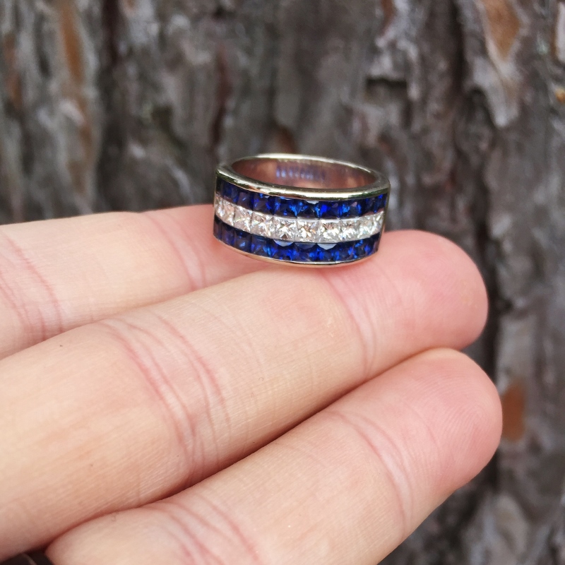 Channel Set Princess Cut Sapphire & Diamonds 18 kt Ring   Litnon.com