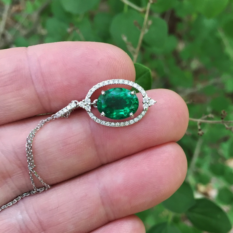 Quality! Top Color Colombian Emerald Diamond Pendant 18 kt  Litnon.com