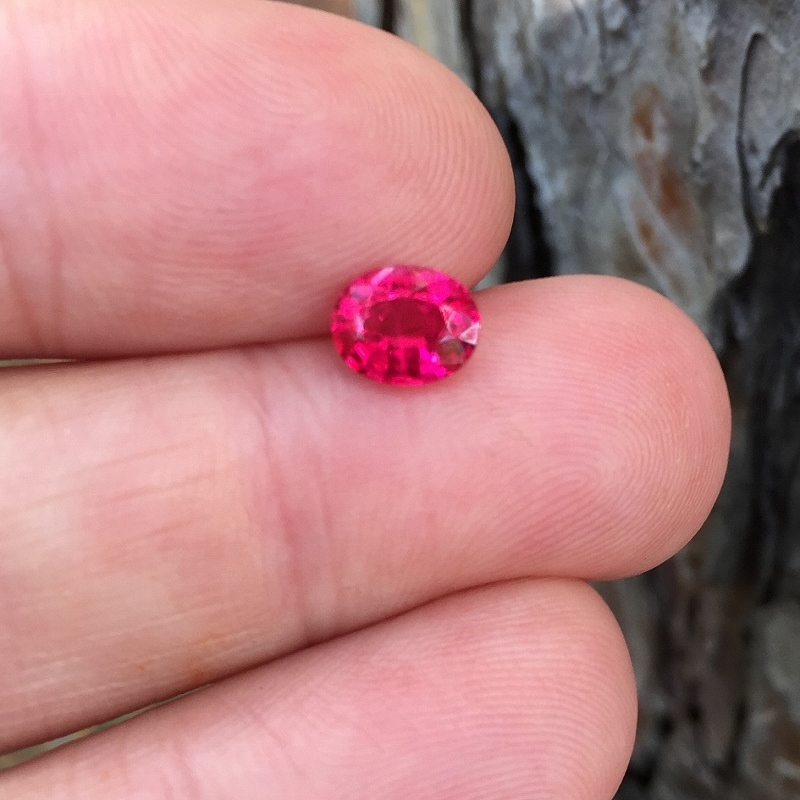  Old Stock! Vivid Red Pink Burmese Spinel 1.36 ct  Litnon.com