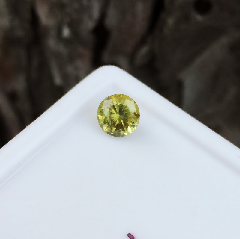Natural Demantoid Garnet Ural Mountains Russia  Litnon.com