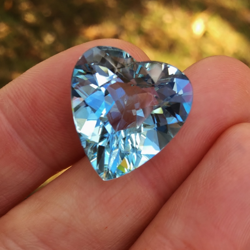 Big & Bold! Natural Blue Brazil Aquamarine 19.56 ct  Litnon.com