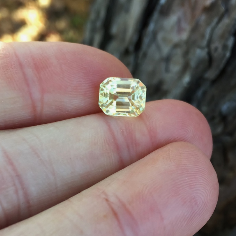 Bright! Natural Yellow Ceylon Sapphire 4.43 ct  Litnon.com