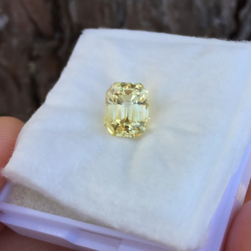 Bright! Natural Yellow Ceylon Sapphire 4.43 ct  Litnon.com