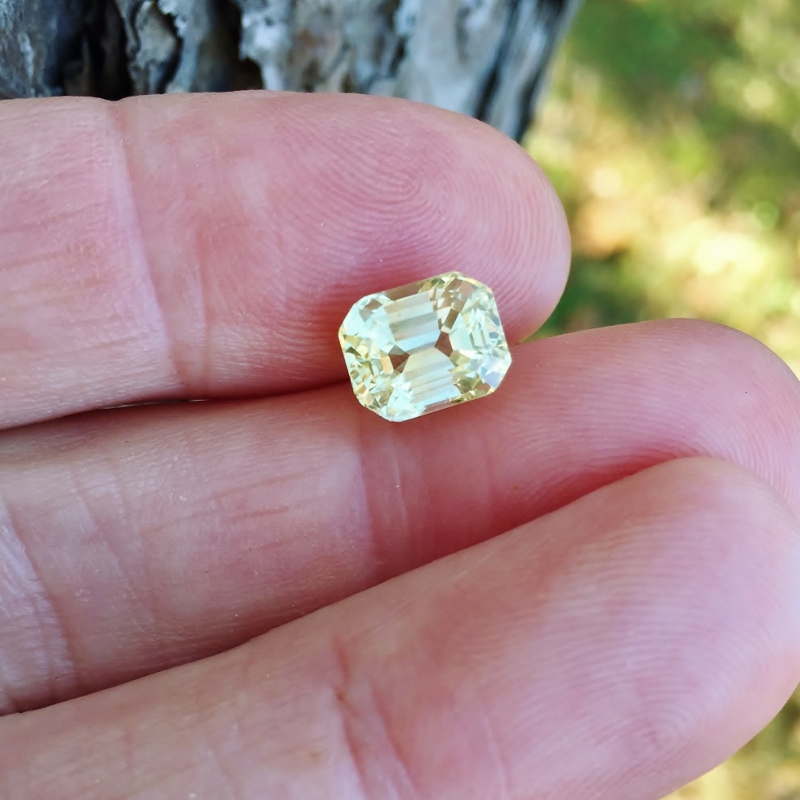 Bright! Natural Yellow Ceylon Sapphire 4.43 ct  Litnon.com