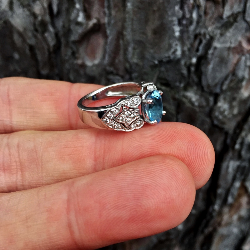 Strong Color! Blue Aquamarine Diamond Ring 14kt.  Litnon.com