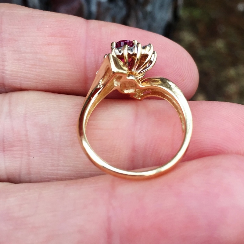 Purple Pink Natural Sapphire 14 kt Gold and Diamond Ring  Litnon.com