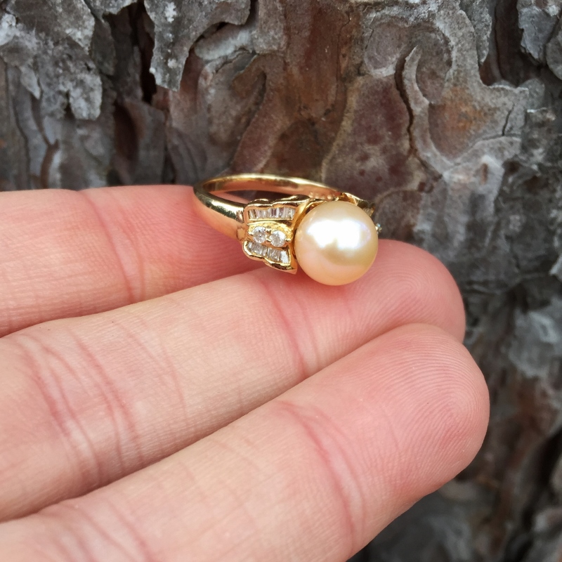 Pretty Cultured Pink Sea Pearl & Diamond 14 kt  Ring  Litnon.com