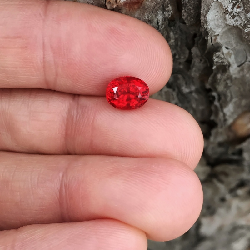 Superb Quality! Natural South Burmese Flame Spinel 2.62 ct GL Litnon.com