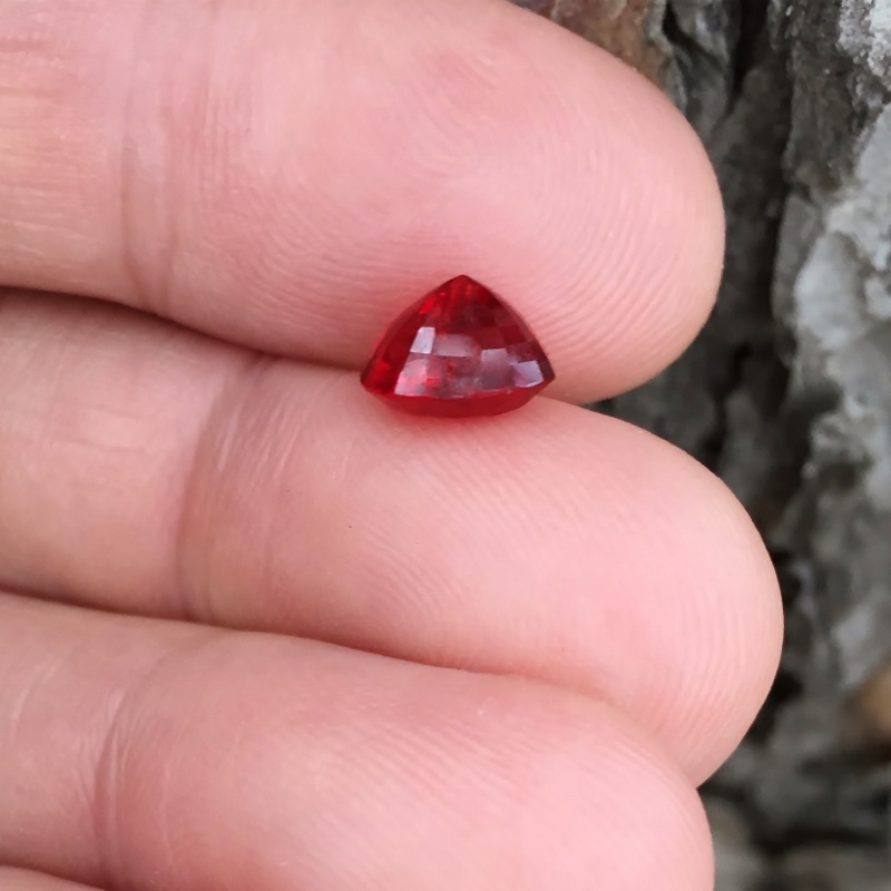Superb Quality! Natural South Burmese Flame Spinel 2.62 ct GL Litnon.com