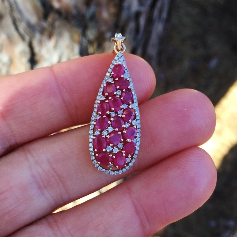 Pretty! Natural Burmese Ruby & Diamond Pendant 14 kt Litnon.com