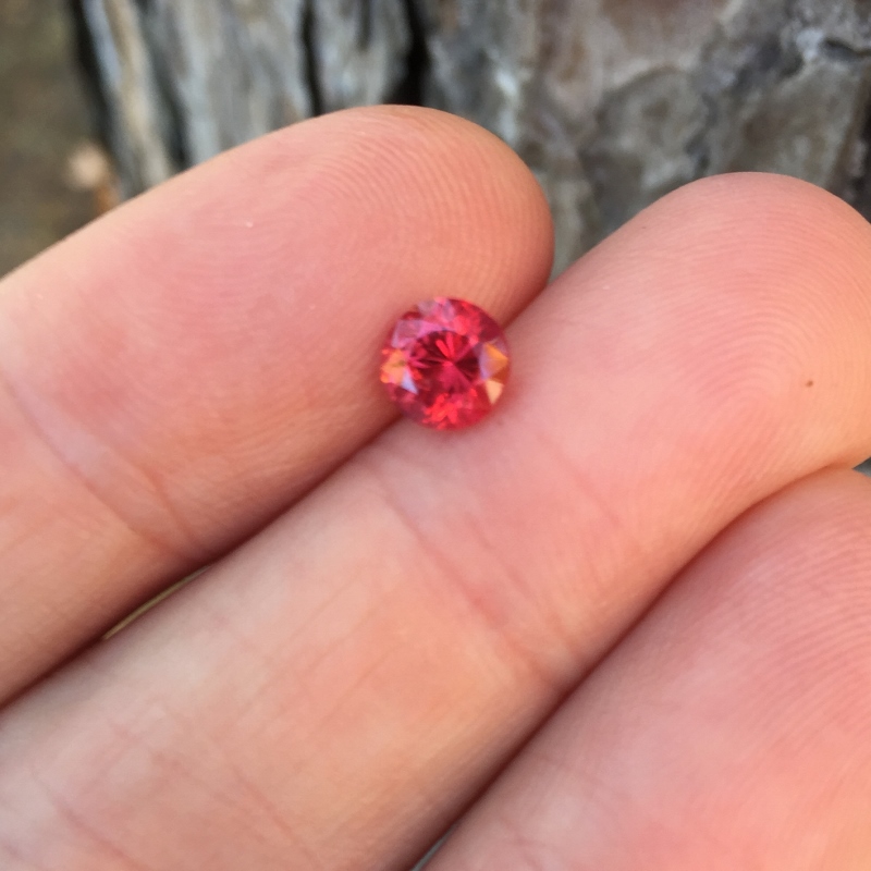 Red Natural Spinel Morogoro Tanzania 1.15 carats Litnon.com