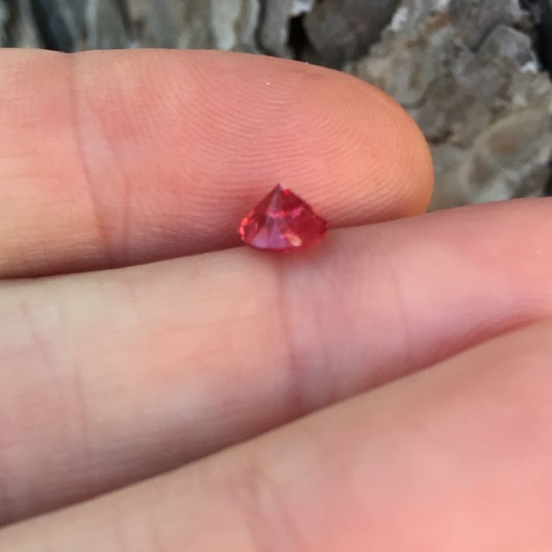 Red Natural Spinel Morogoro Tanzania 1.15 carats Litnon.com