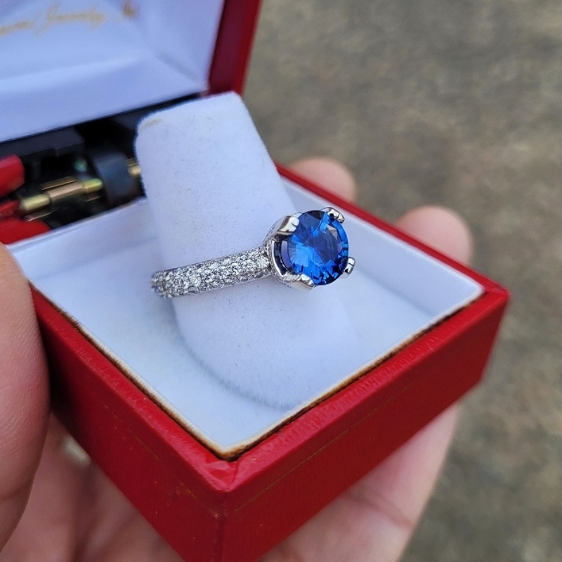 Special Color! Natural Ceylon Sapphire & Diamond 14 kt Ring   Litnon.com