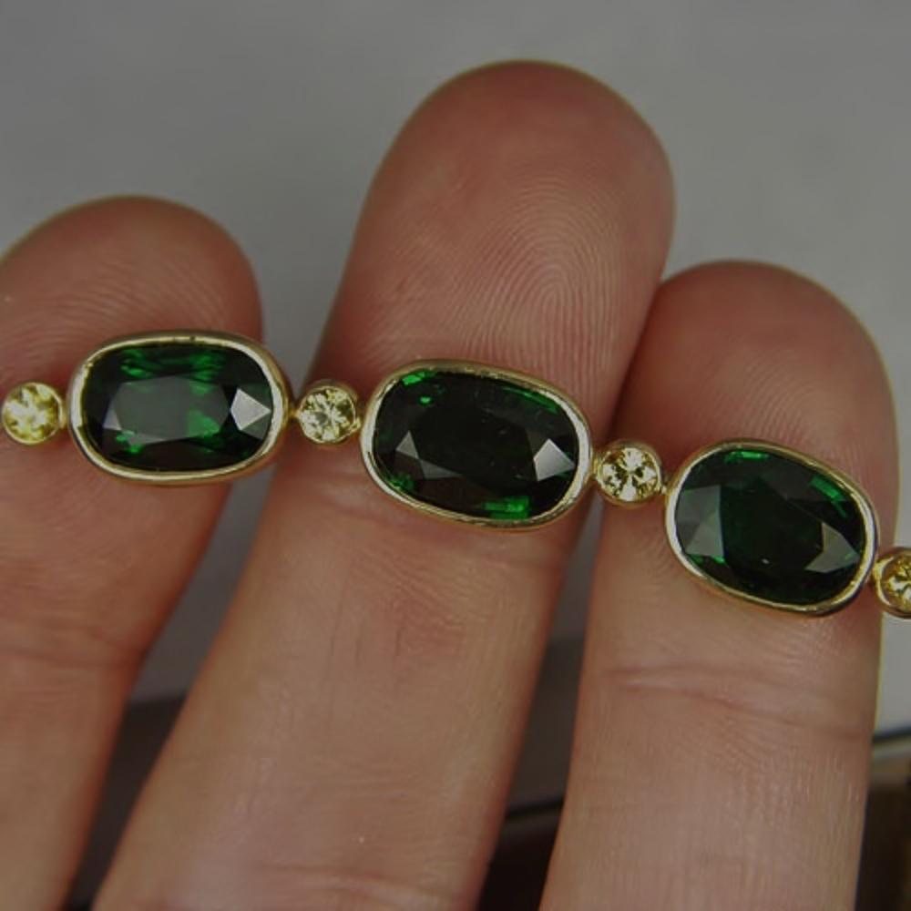 Big Tsavorite Garnets 18 kt Gold Necklace 12+ carats! GL Litnon.com