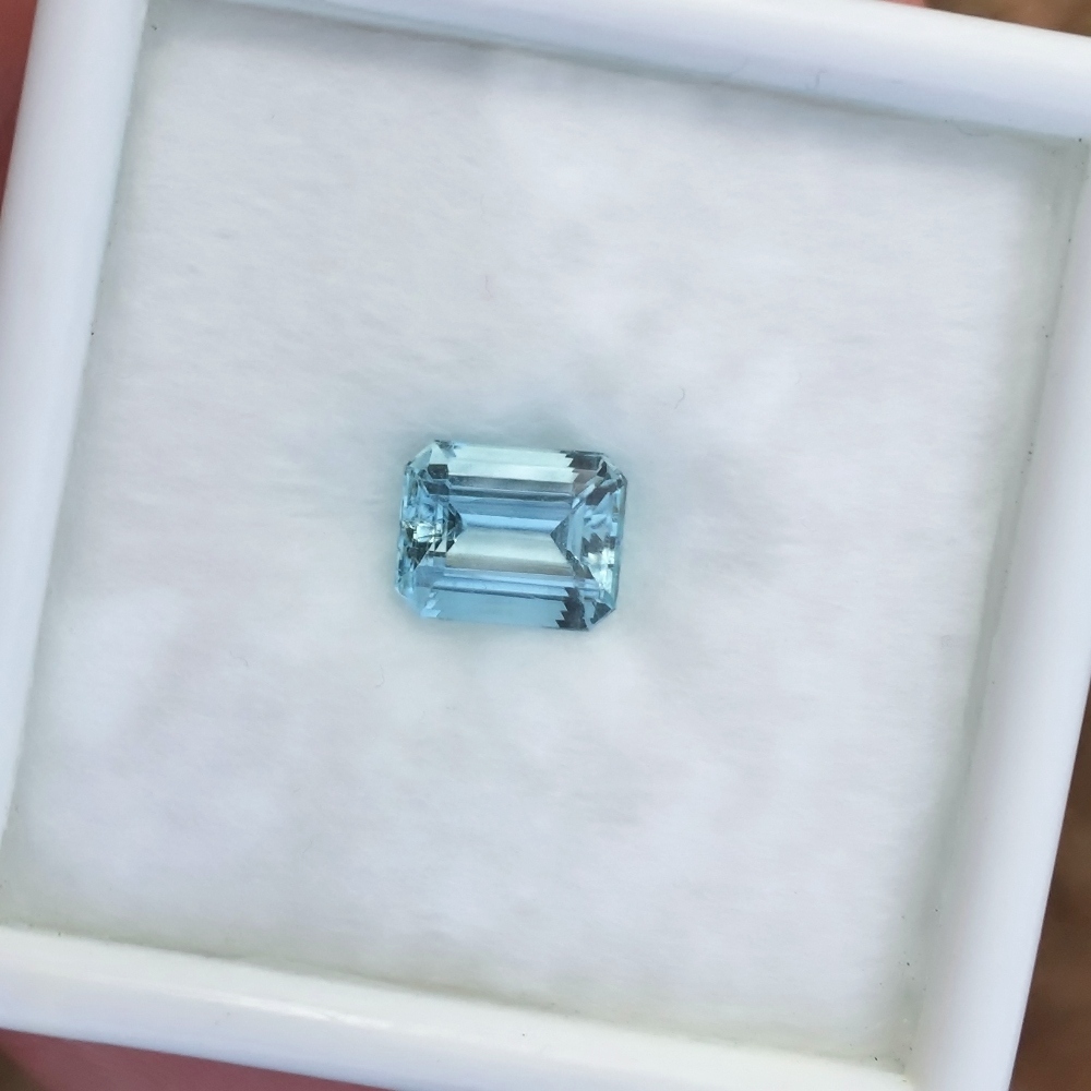 Nice Color & Bright! Natural Aquamarine Brazil 1.62 Carats Litnon.com