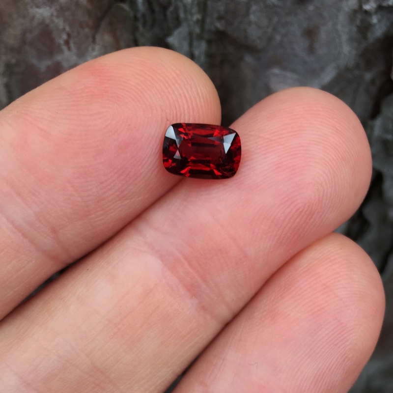 Crimson Red Natural Burmese Spinel 1.71 Carats Litnon.com