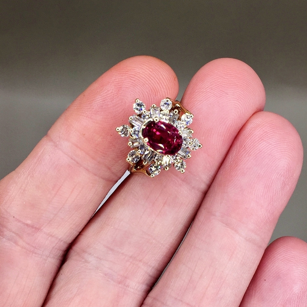 Estate Quality Natural Burmese Ruby and Diamond Ring 14kt  Litnon.com