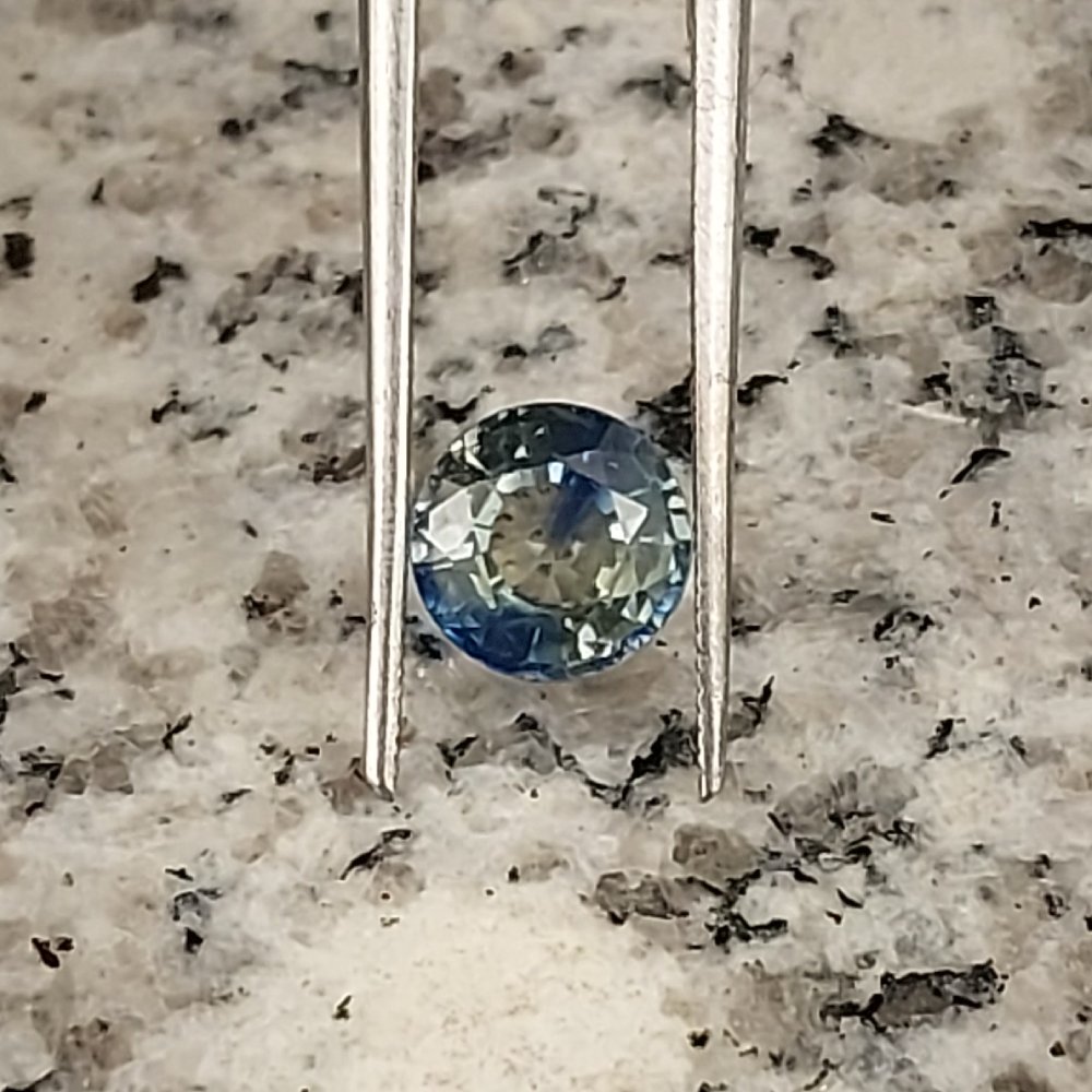 Natural Blue Streak Ceylon Sapphire 1.63 Carats Litnon.com