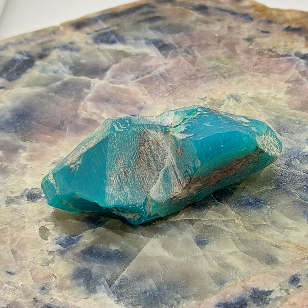 Top Grade Old Stock Gel Gem Silica Chrysocolla – 116.61 Carats Litnon.com