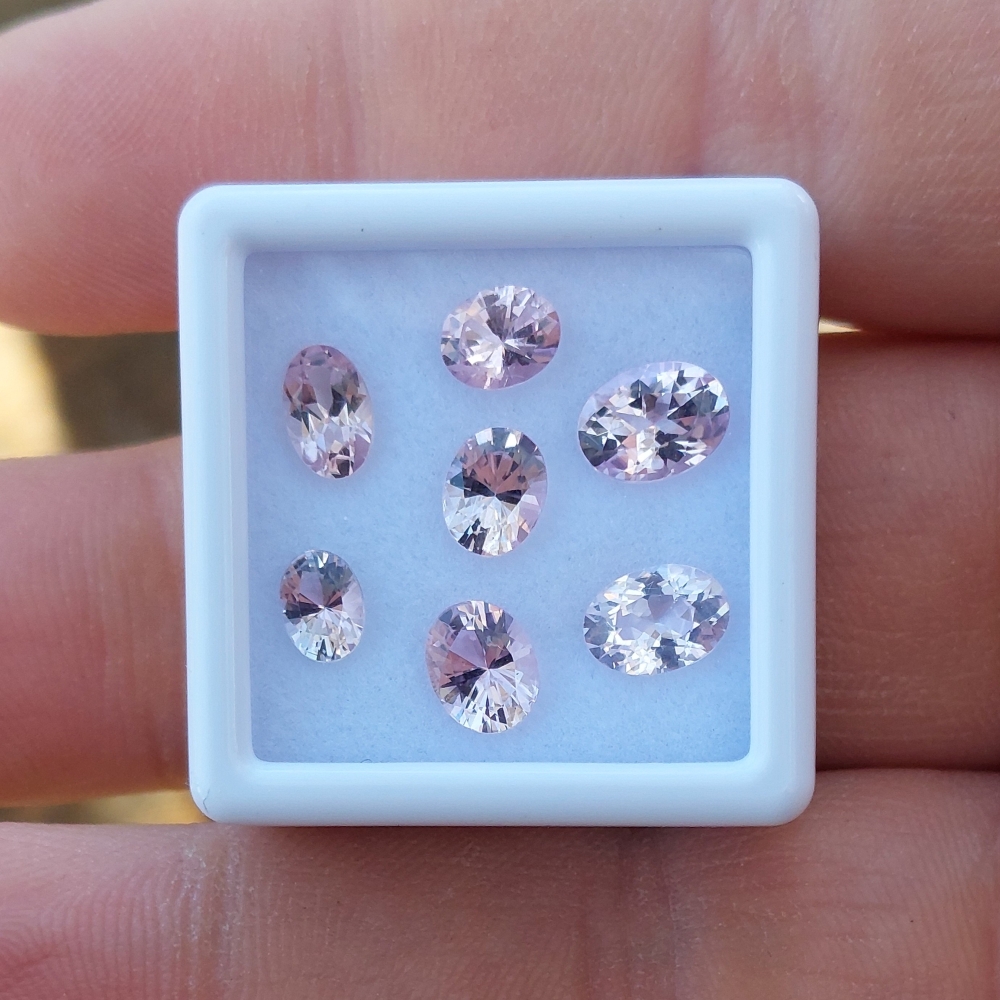  Bright Light Ice Pink Tourmaline Lot  Afghanistan 3.98 Carats Litnon.com