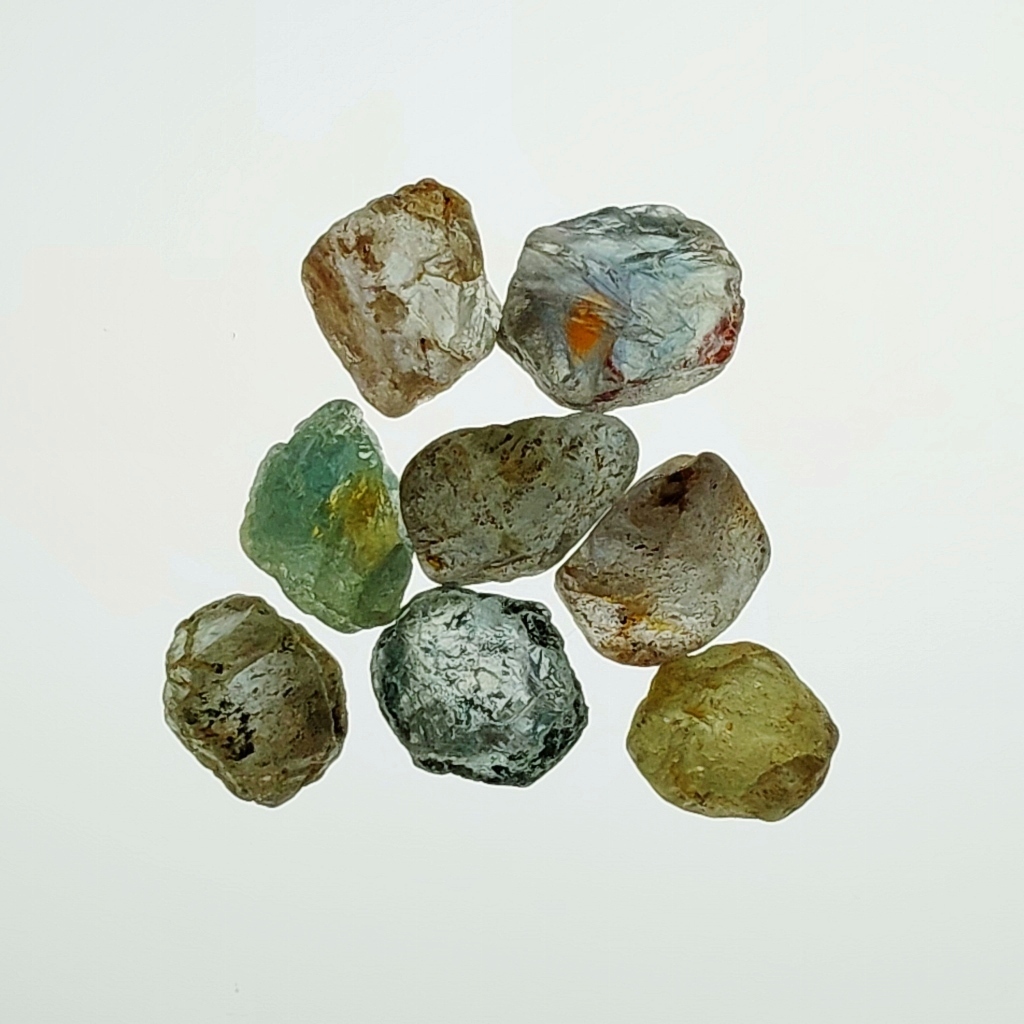 Hand Select Unheated Natural Montana Sapphire Facet Rough 44.22 Carats Litnon.com