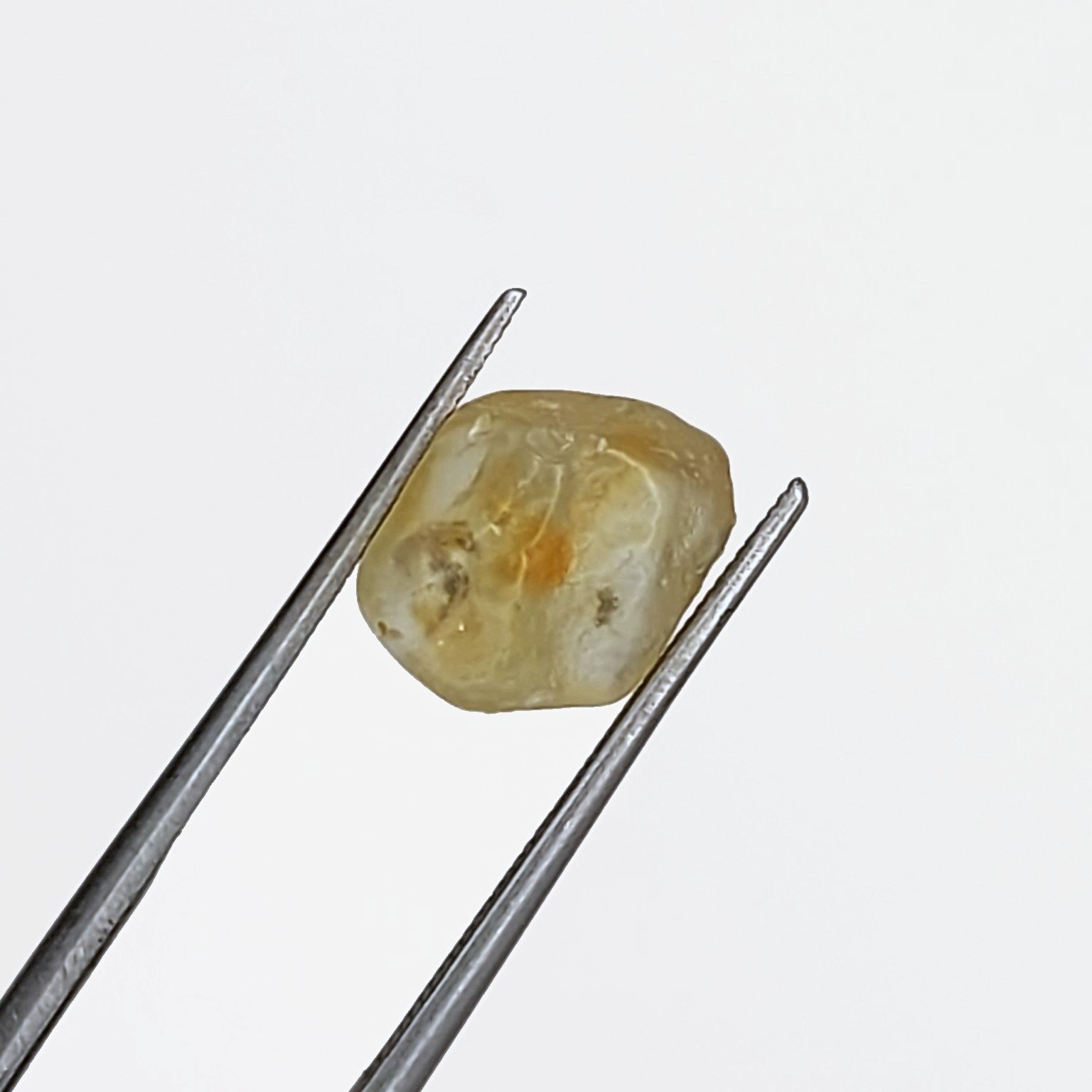 American Gem Natural Montana Sapphire Rough Flat 5.68 Carats Litnon.com