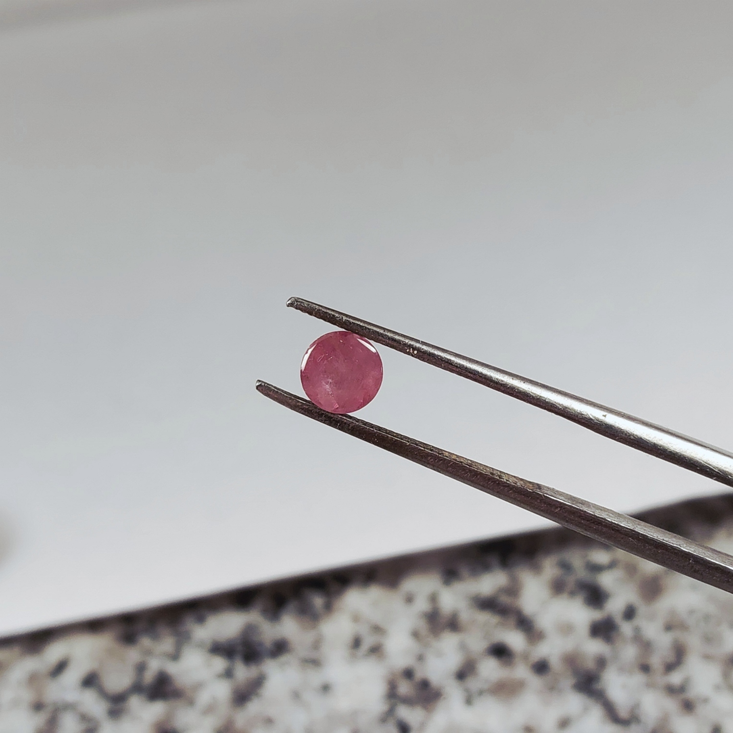 Natural Rose Pink Montana Sapphire 0.77 Carats Litnon.com