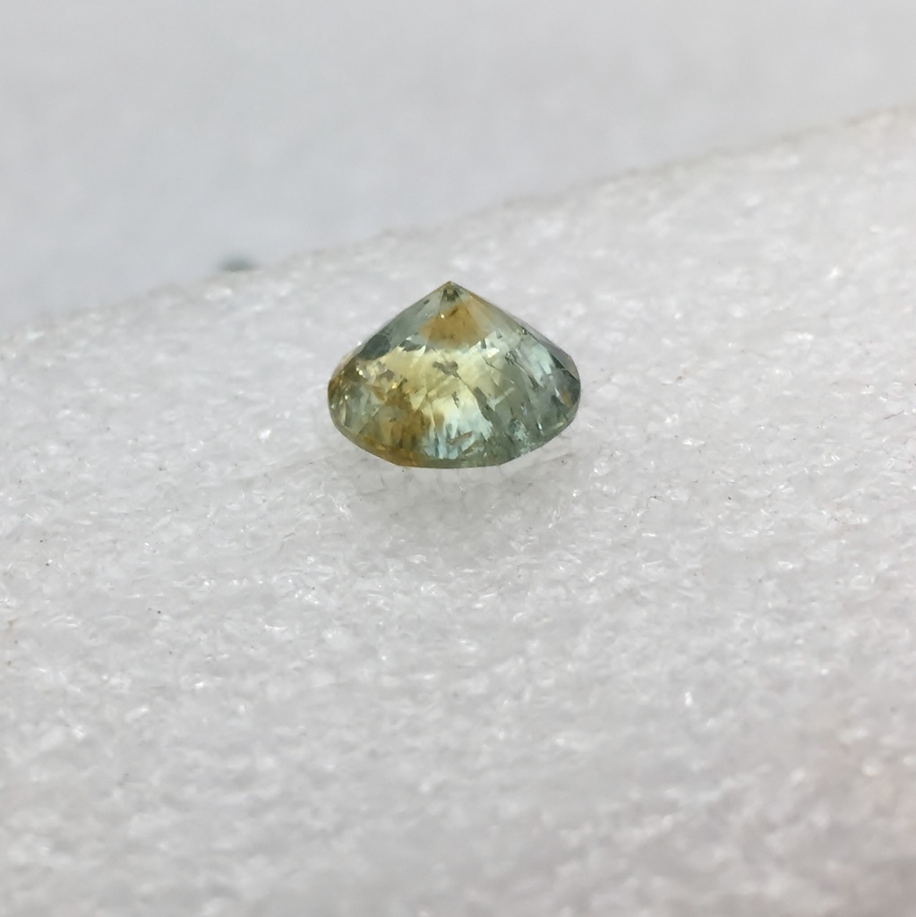 USA Cut Huge and Natural Montana Sapphire 4.24 Carats  Litnon.com