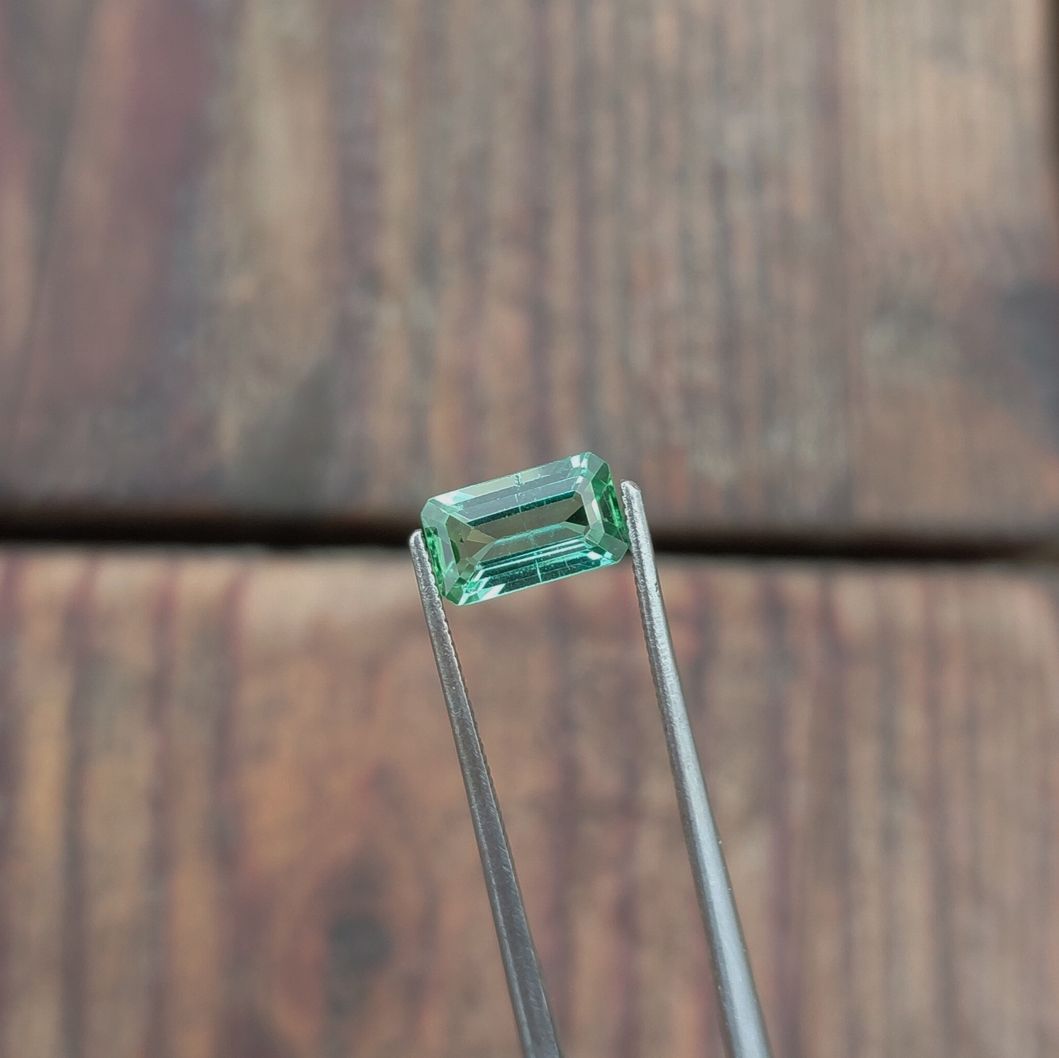 Afghan Neon Green Tourmaline 0.99 Carats Litnon.com