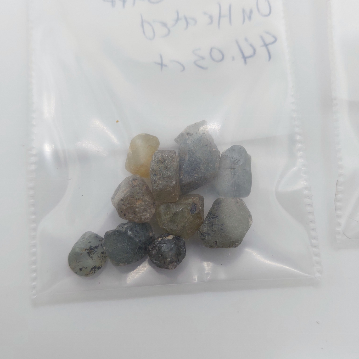 Unheated Natural Montana Sapphire Facet Rough 44.03 Carats Litnon.com