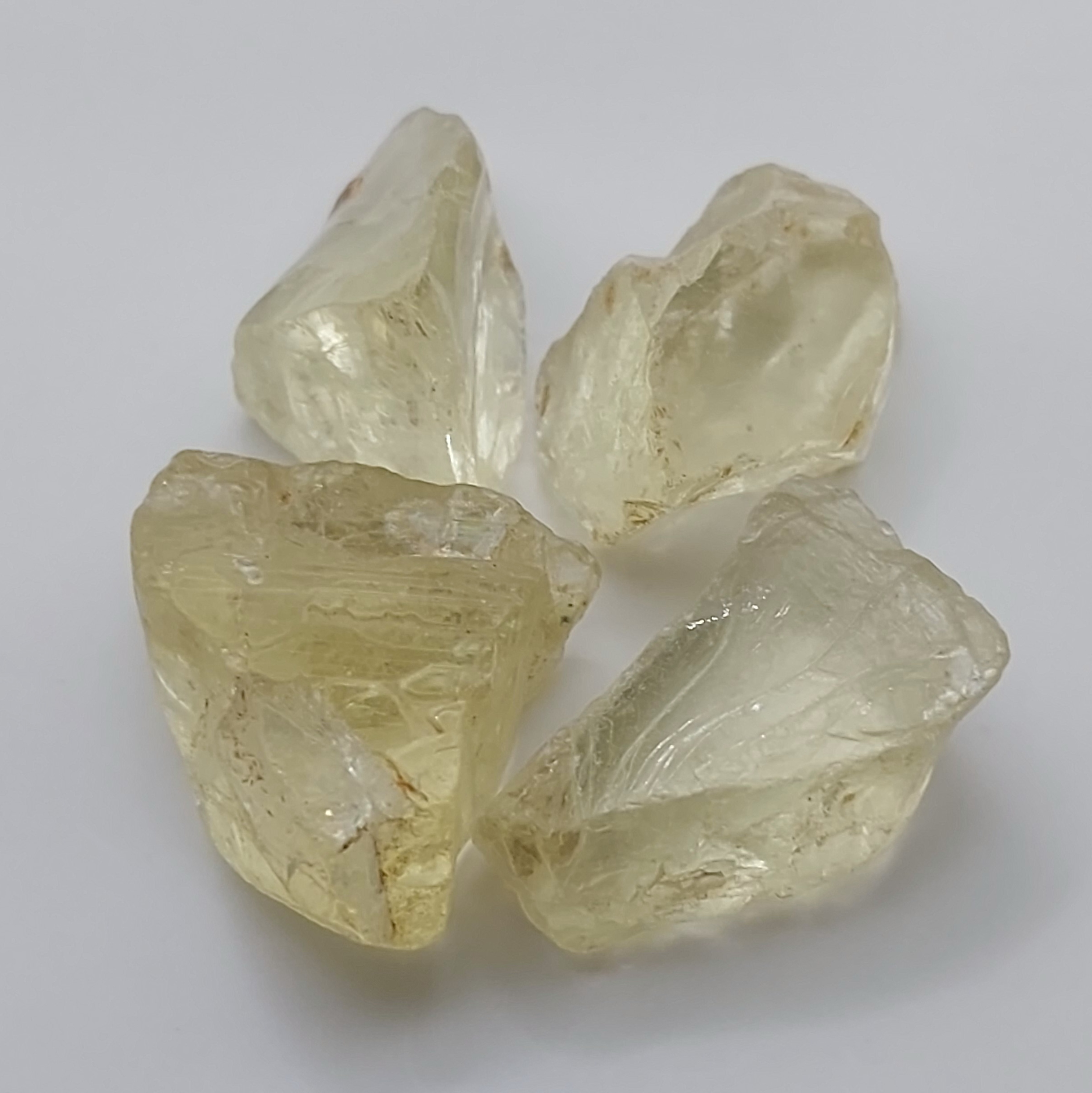 Rare Light Yellow Heliodor Beryl Facet Rough  Litnon.com