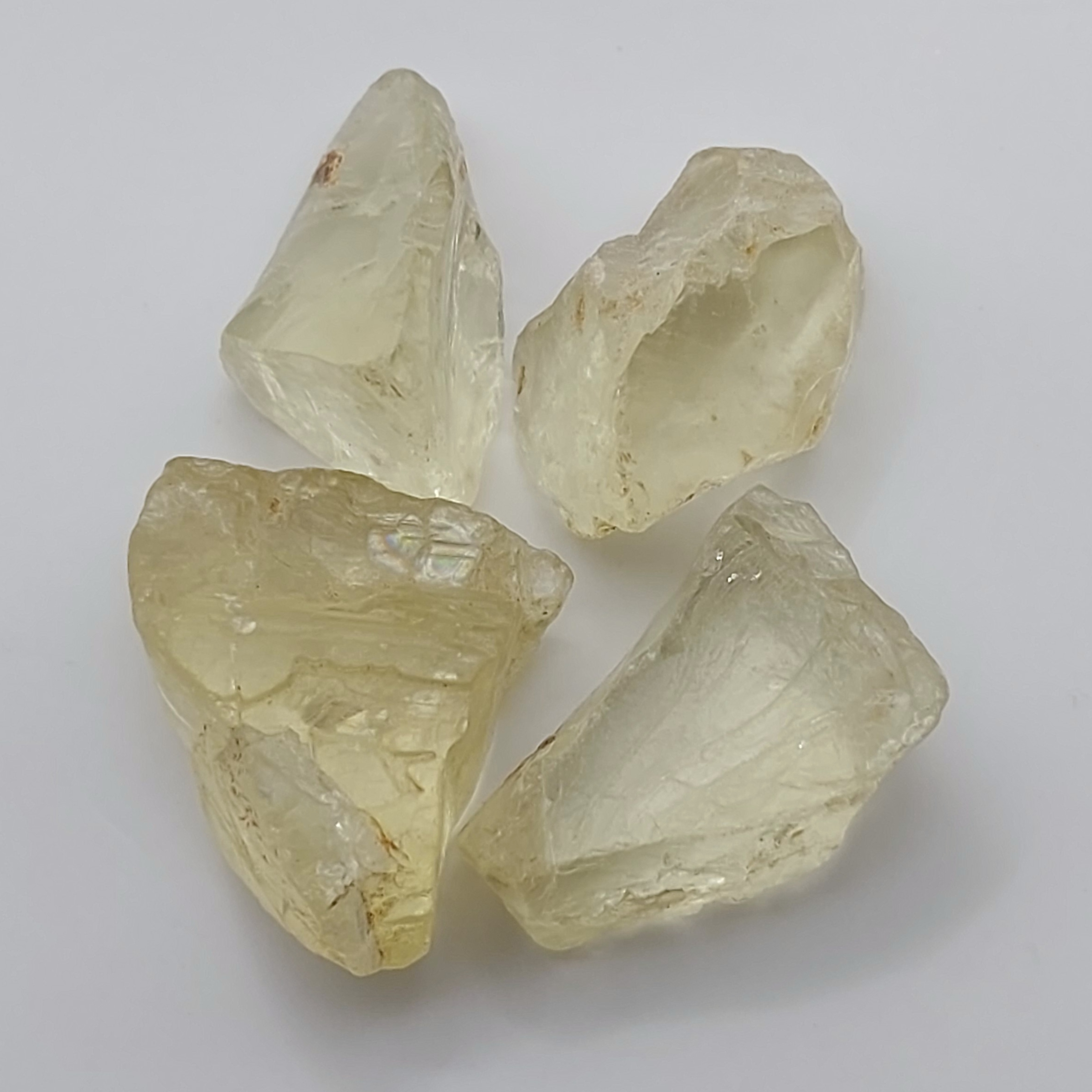 Rare Light Yellow Heliodor Beryl Facet Rough  Litnon.com