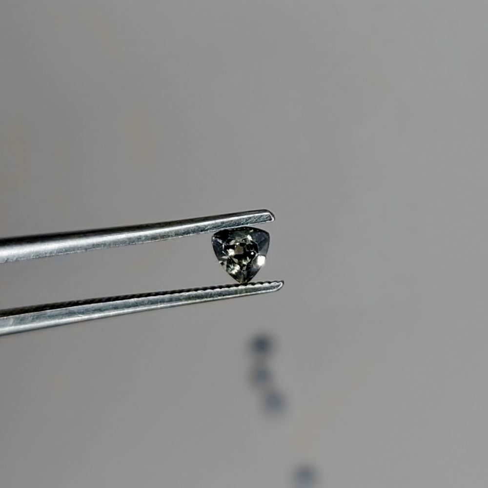 Platinum Color Natural Burmese Spinel 0.21 Carats Litnon.com
