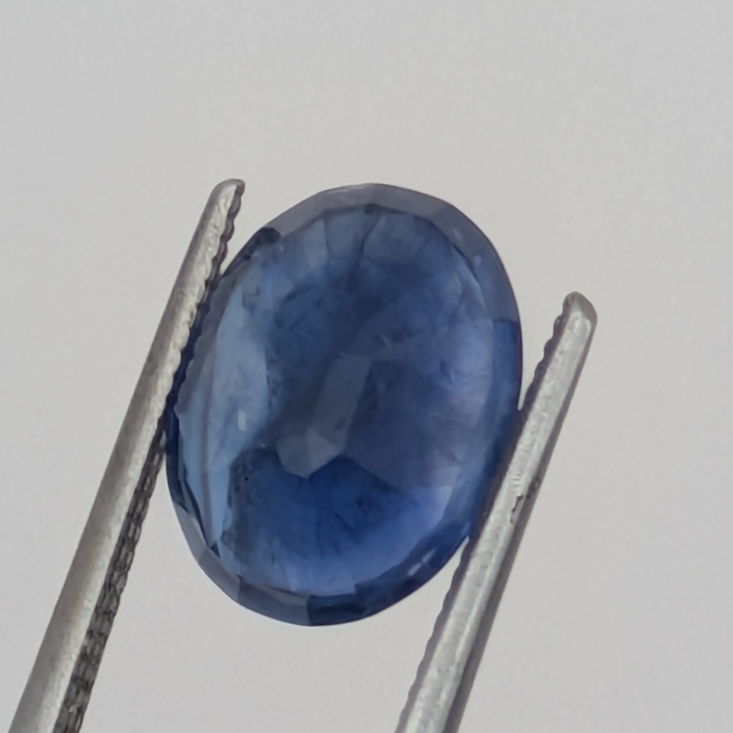 Royal Blue Natural Sapphire Thailand 2.68 Carats Litnon.com
