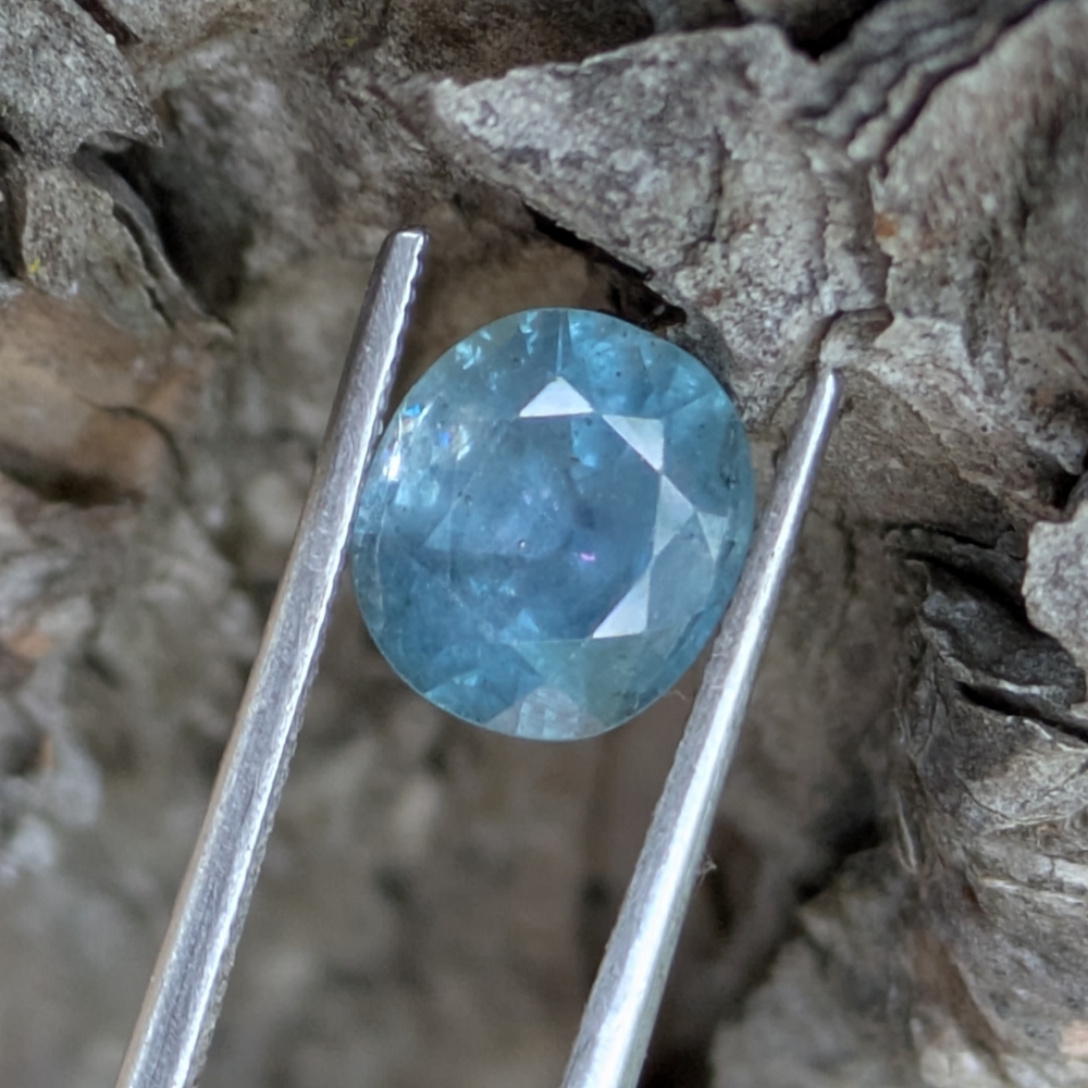 Large Moody Blue Natural Montana Sapphire 2.08 Carats Litnon.com