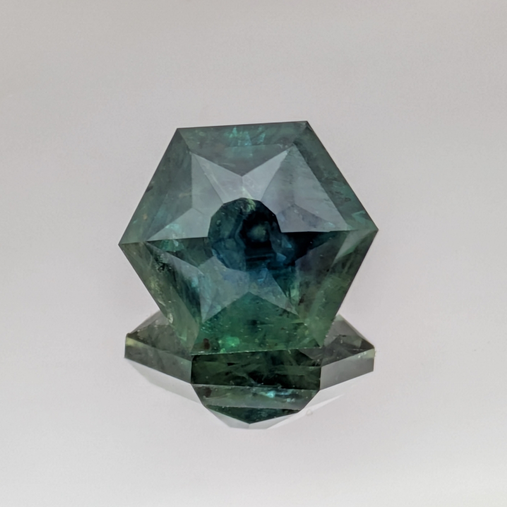 Large Natural Dark Blue Green Blue Montana Sapphire 5.34 Carats Litnon.com