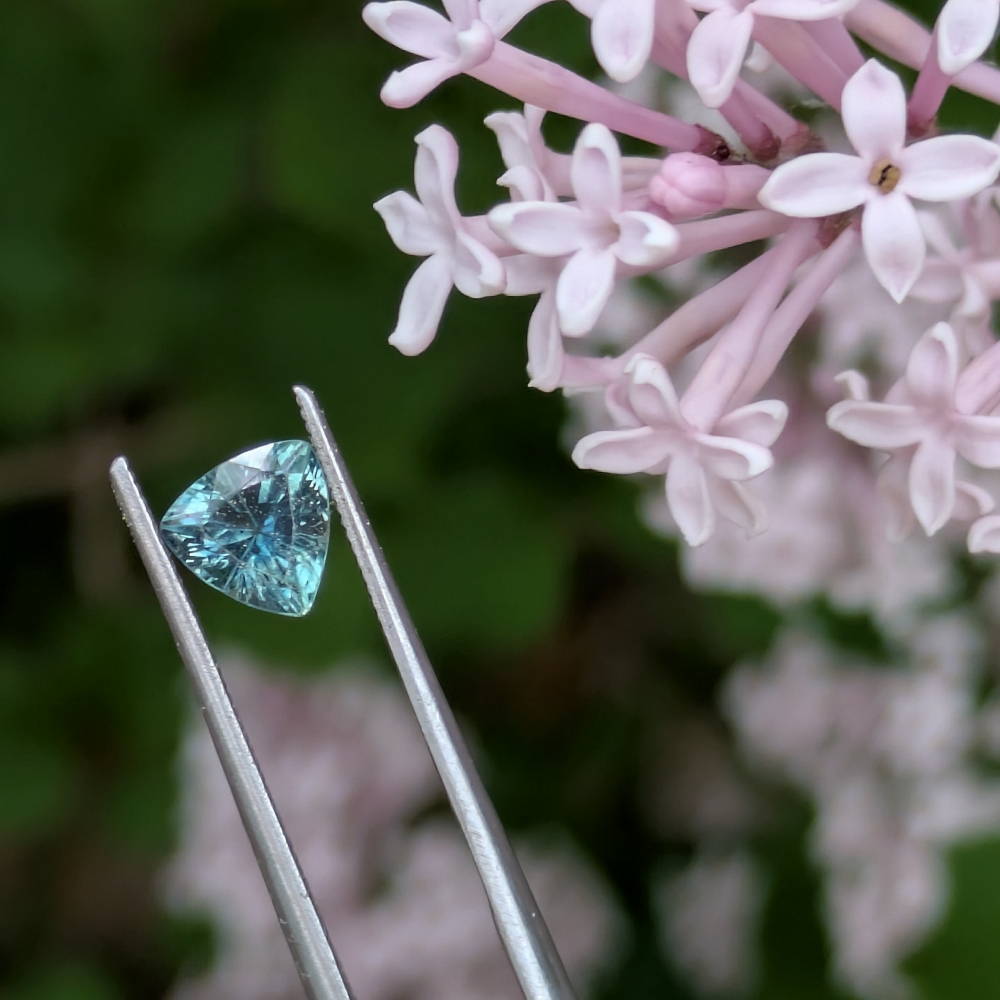 Moody Green Blue Montana Sapphire Sapphire 1.10 Carats Litnon.com