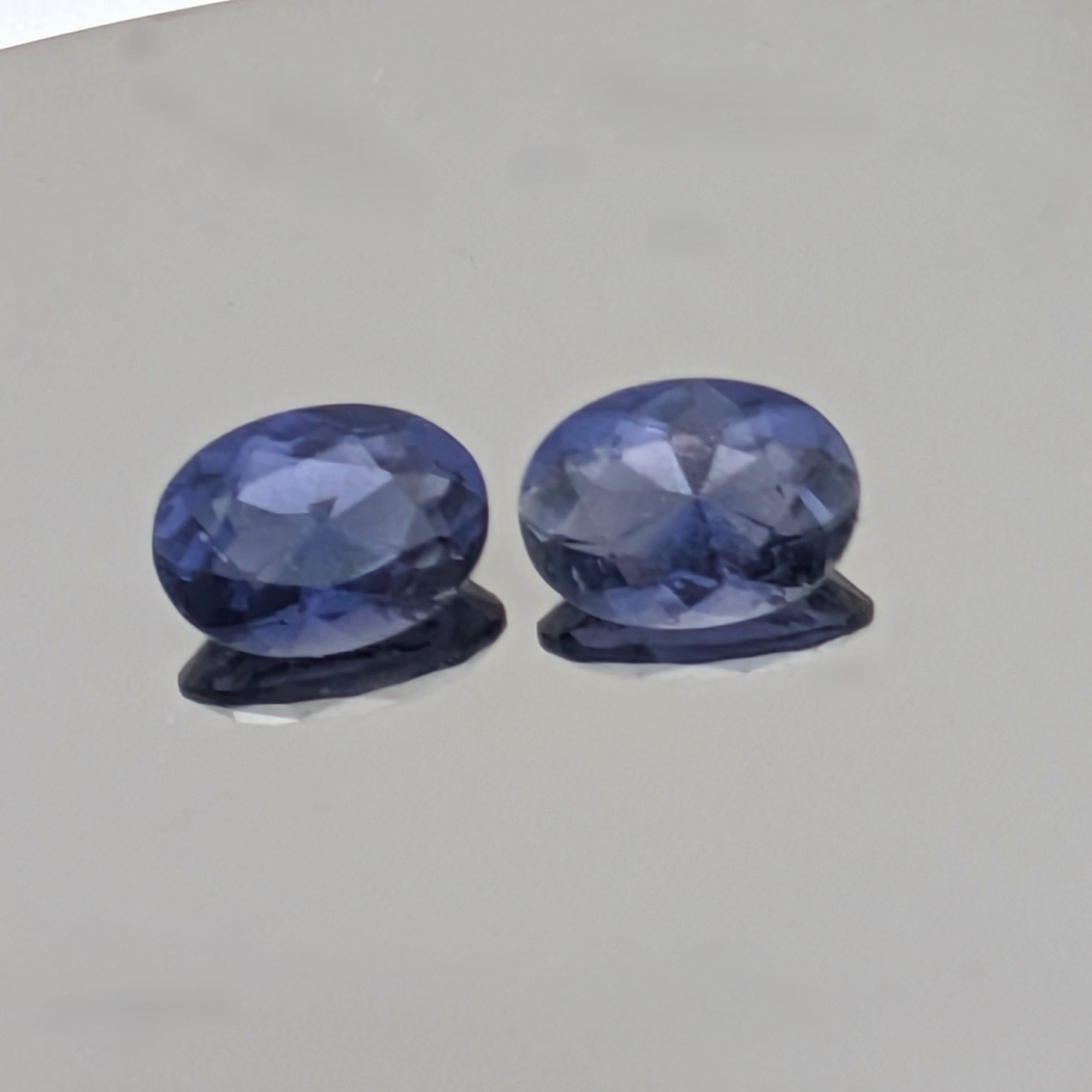 Fine Color Cordierite - Iolite Pair Tanzania 1.40 Carat Litnon.com