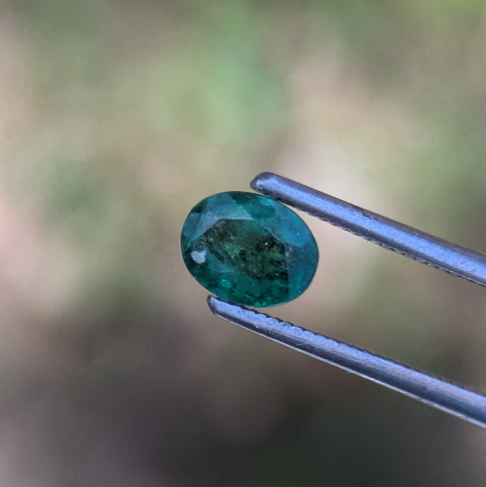 Natural Bright Fine Green Colombian Emerald 0.34 Carats Litnon.com