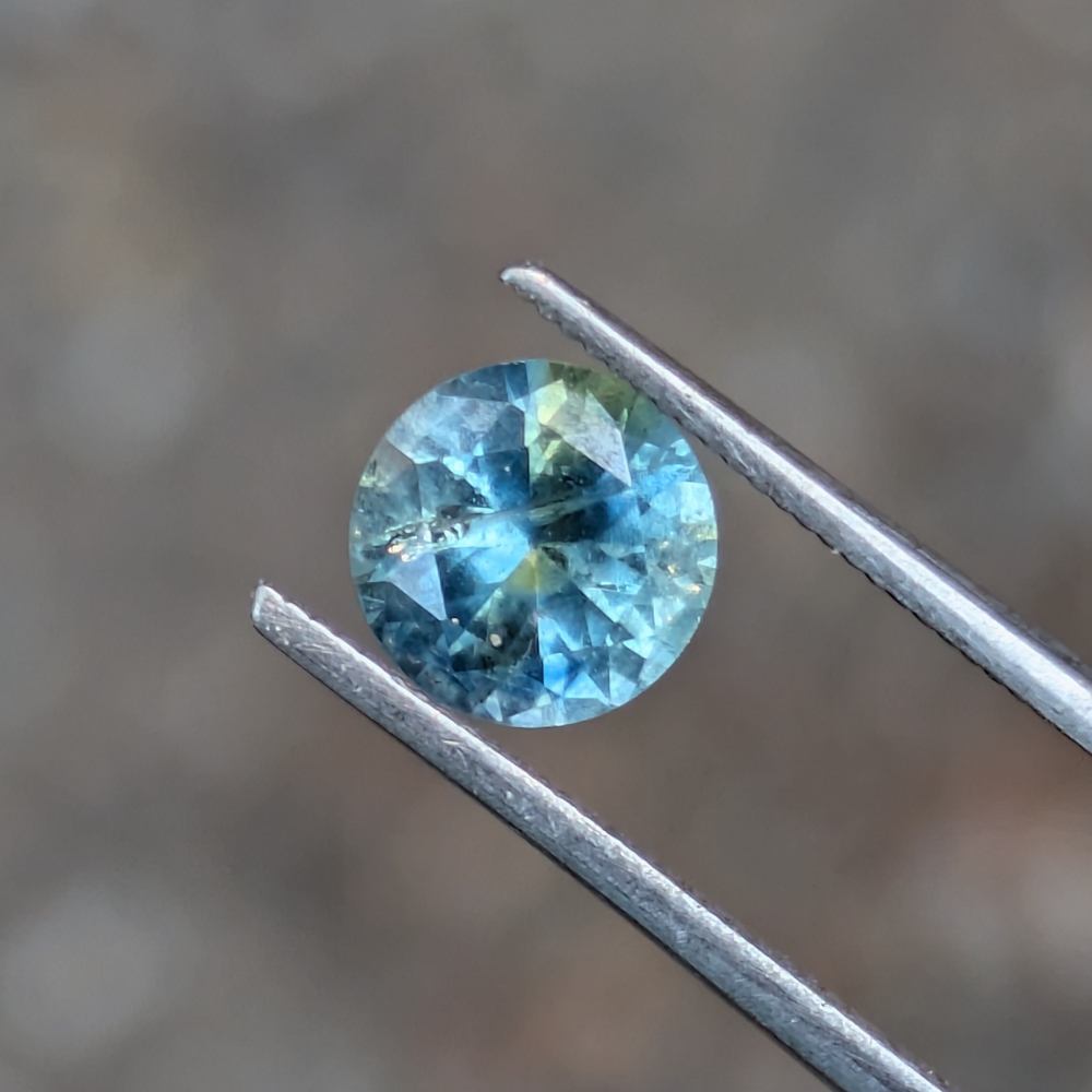 Super Moody Natural Blue Green yellow Montana Sapphire 1.02 Carats Litnon.com